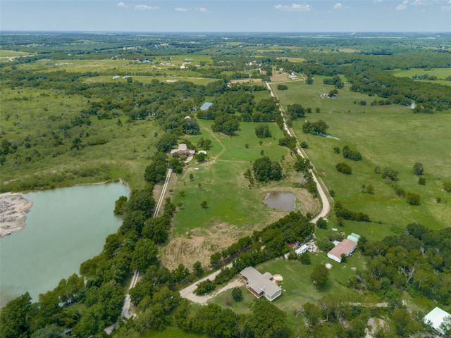 2457 NE County Road 0080, Corsicana, TX 75109