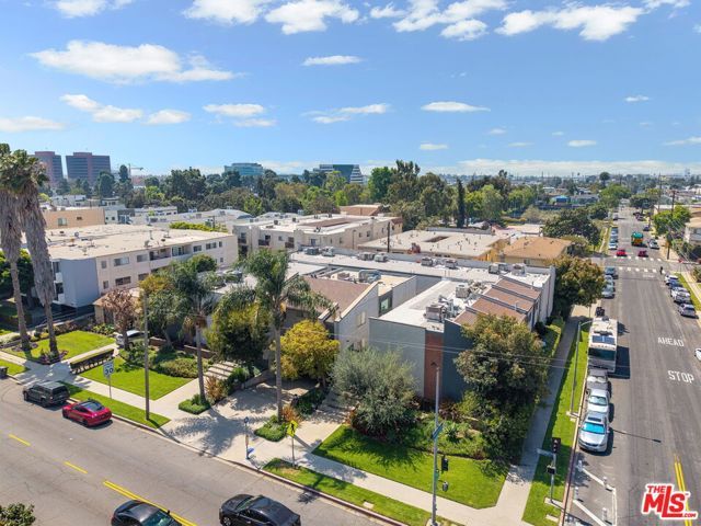 1805 S Barrington Avenue 5, Los Angeles, CA 90025