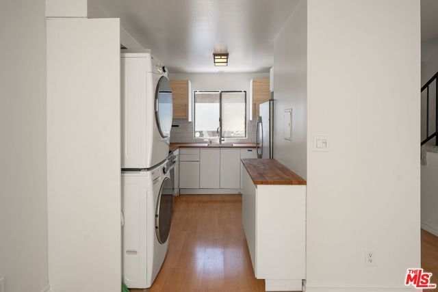 1805 S Barrington Avenue 5, Los Angeles, CA 90025