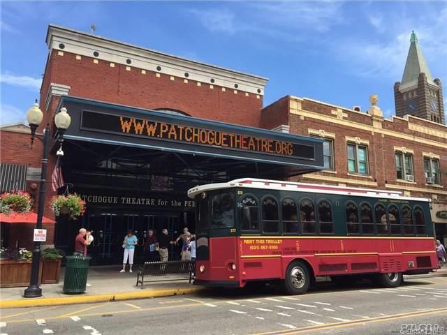 260 Waverly Avenue 15, Patchogue, NY 11772