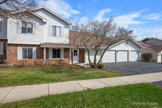 308 Sandpebble Lane 229, Aurora, IL 60504