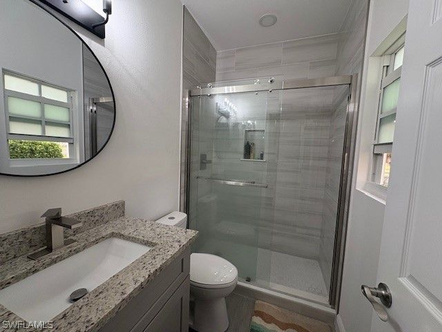 6101 Lake Front DR, Fort Myers, FL 33908