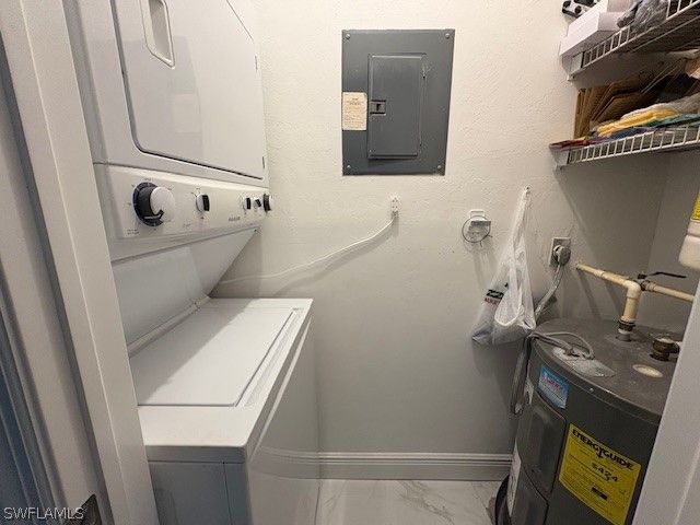 6101 Lake Front DR, Fort Myers, FL 33908