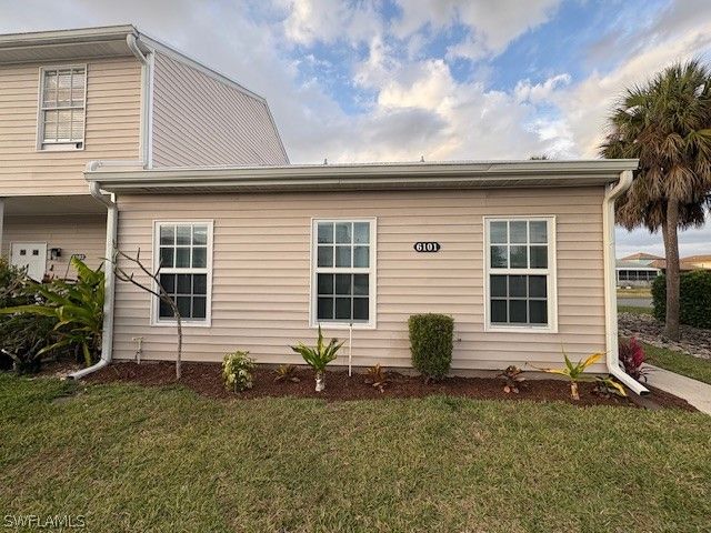 6101 Lake Front DR, Fort Myers, FL 33908