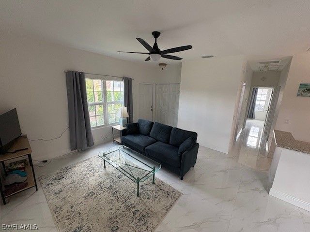 6101 Lake Front DR, Fort Myers, FL 33908