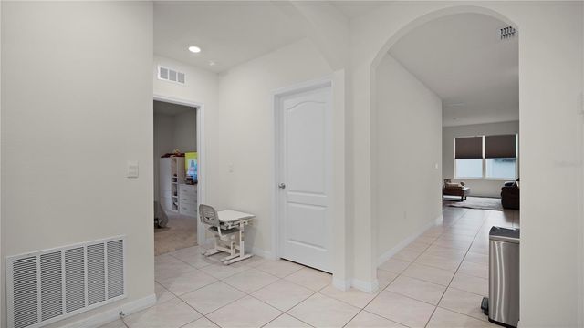 5402 PINE LILLY DRIVE, St Cloud, FL 34771