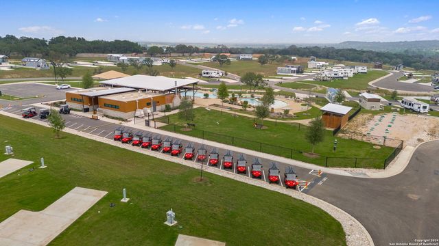 5386 RANCH ROAD 1376 #372, Fredericksburg, TX 78624