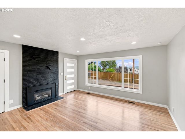 5421 Se THIESSEN Rd, Milwaukie, OR 97267