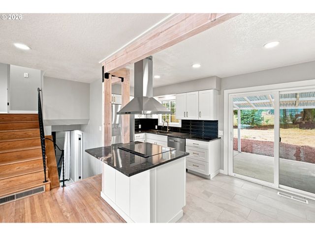 5421 Se THIESSEN Rd, Milwaukie, OR 97267