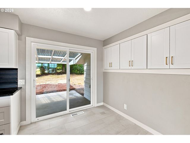 5421 Se THIESSEN Rd, Milwaukie, OR 97267