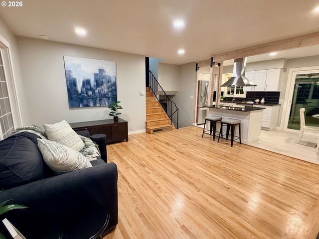 5421 Se THIESSEN Rd, Milwaukie, OR 97267
