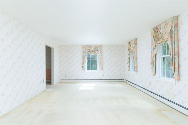 44 Camp Street, Paxton, MA 01612