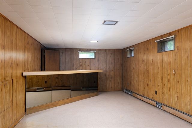 44 Camp Street, Paxton, MA 01612