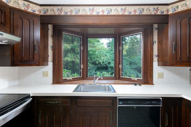 44 Camp Street, Paxton, MA 01612
