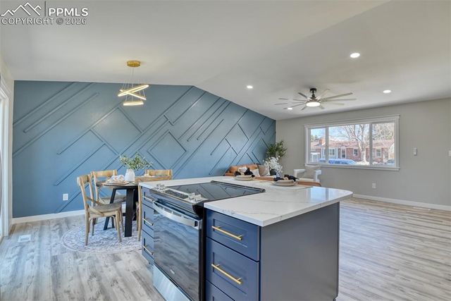 6710 Snowbird Drive, Colorado Springs, CO 80918