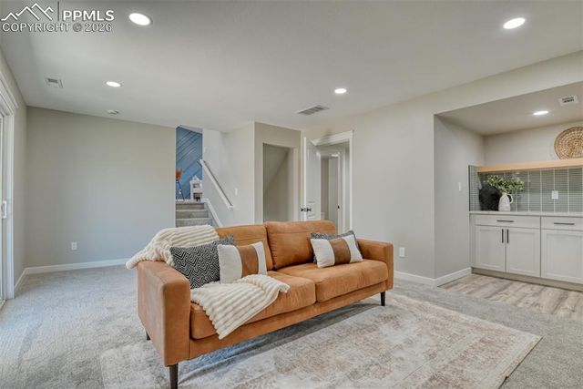 6710 Snowbird Drive, Colorado Springs, CO 80918