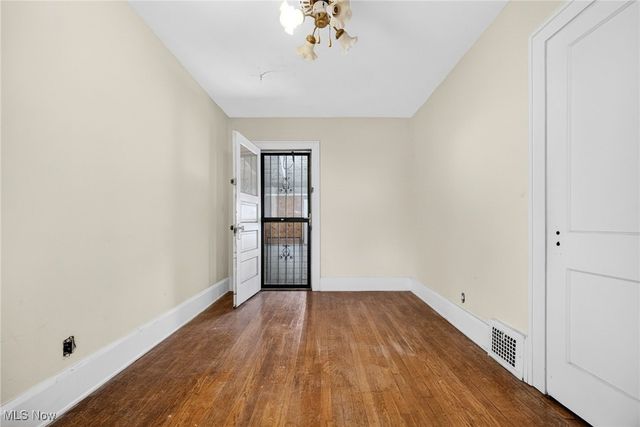 13405 Thornhurst Avenue, Garfield Heights, OH 44105