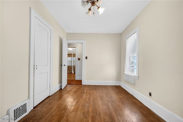 13405 Thornhurst Avenue, Garfield Heights, OH 44105