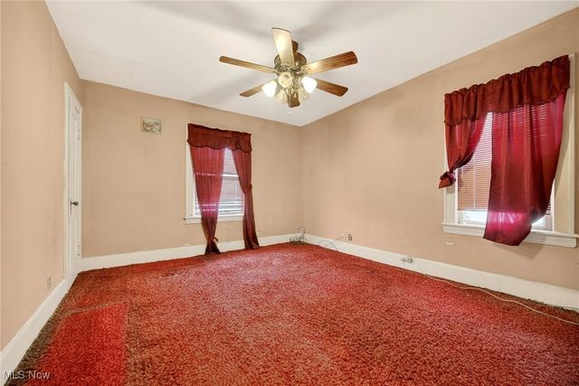 13405 Thornhurst Avenue, Garfield Heights, OH 44105