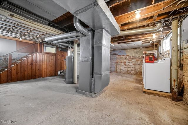 13405 Thornhurst Avenue, Garfield Heights, OH 44105