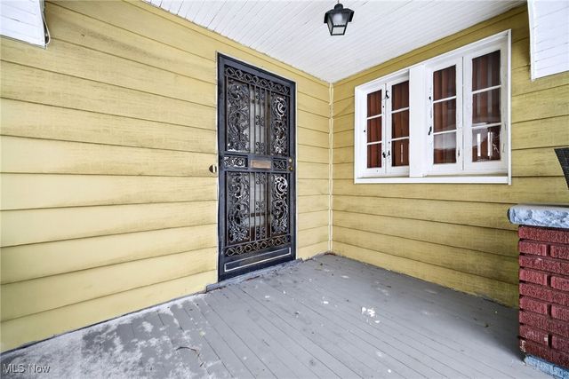 13405 Thornhurst Avenue, Garfield Heights, OH 44105