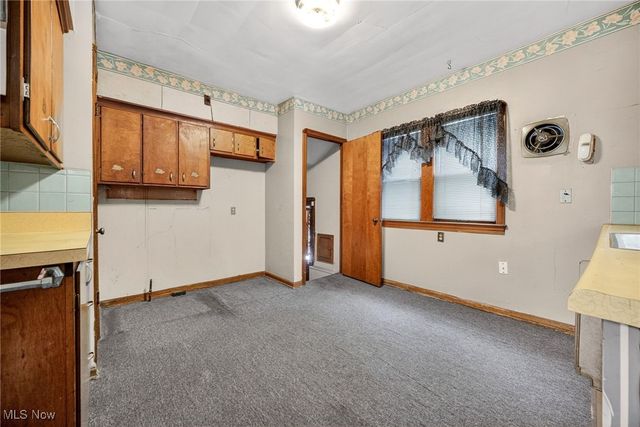 13405 Thornhurst Avenue, Garfield Heights, OH 44105