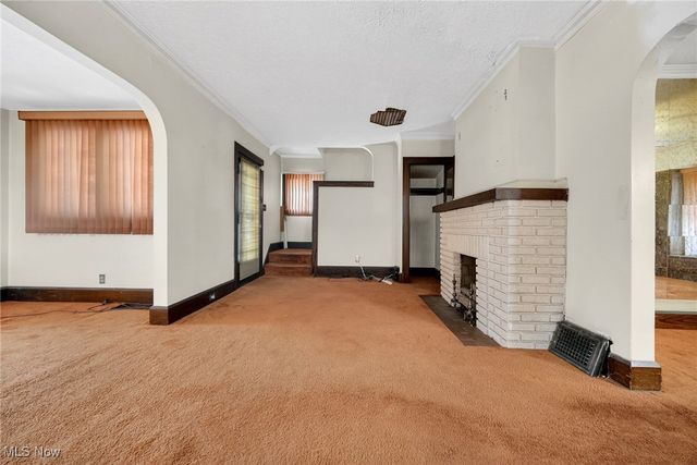 13405 Thornhurst Avenue, Garfield Heights, OH 44105