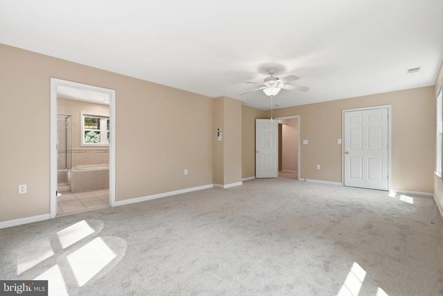 38 BLACKBURN CT, Burtonsville, MD 20866