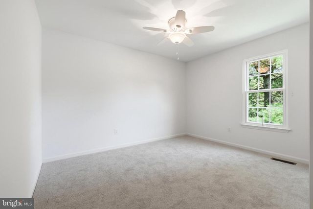 38 BLACKBURN CT, Burtonsville, MD 20866