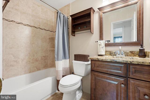 38 BLACKBURN CT, Burtonsville, MD 20866