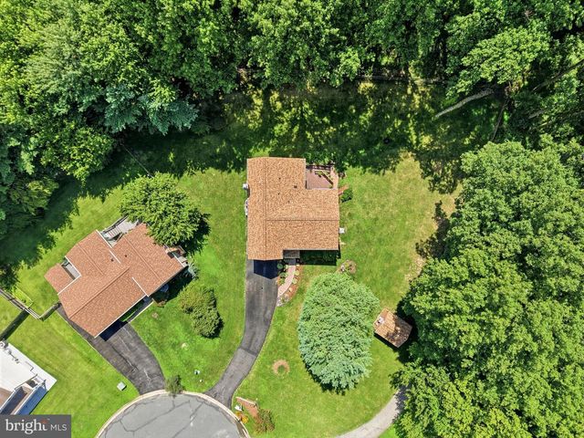 38 BLACKBURN CT, Burtonsville, MD 20866
