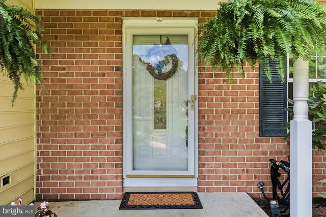 38 BLACKBURN CT, Burtonsville, MD 20866