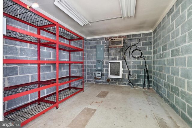 38 BLACKBURN CT, Burtonsville, MD 20866