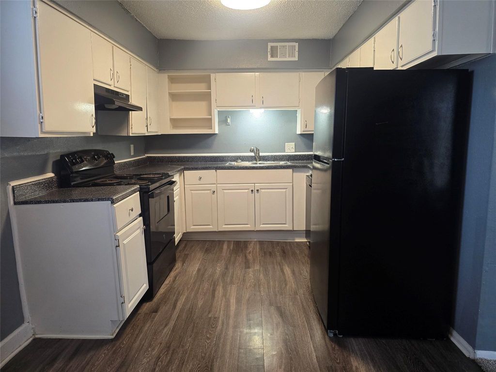 2311 71st Street 116, Galveston, TX 77551