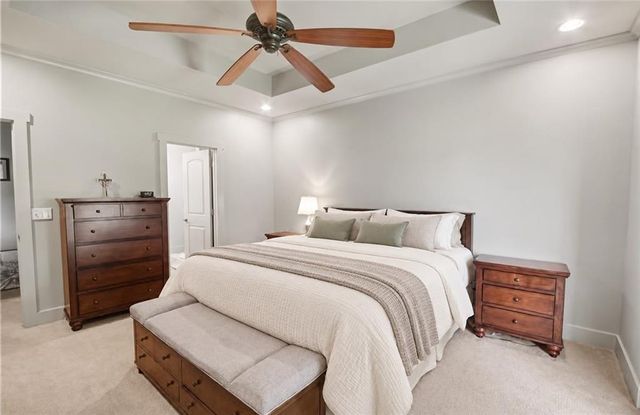 19420 W 102nd Street, Lenexa, KS 66220