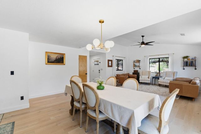 28841 Yosemite Springs Pkwy, Coarsegold, CA 93614