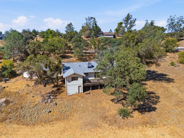 28841 Yosemite Springs Pkwy, Coarsegold, CA 93614