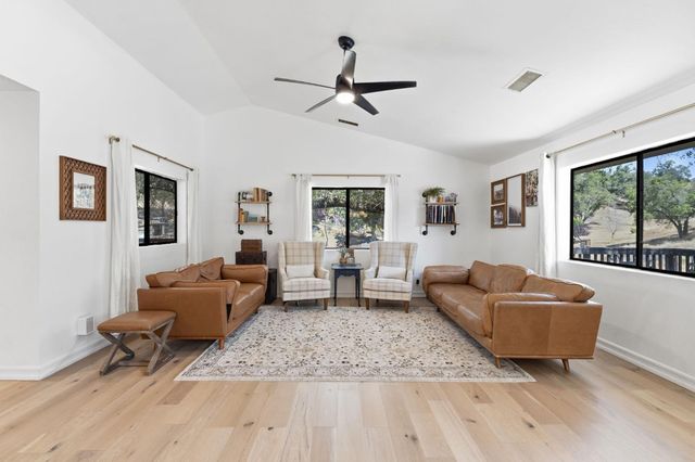 28841 Yosemite Springs Pkwy, Coarsegold, CA 93614