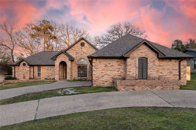 329 Hideaway Lane E, Hideaway, TX 75771