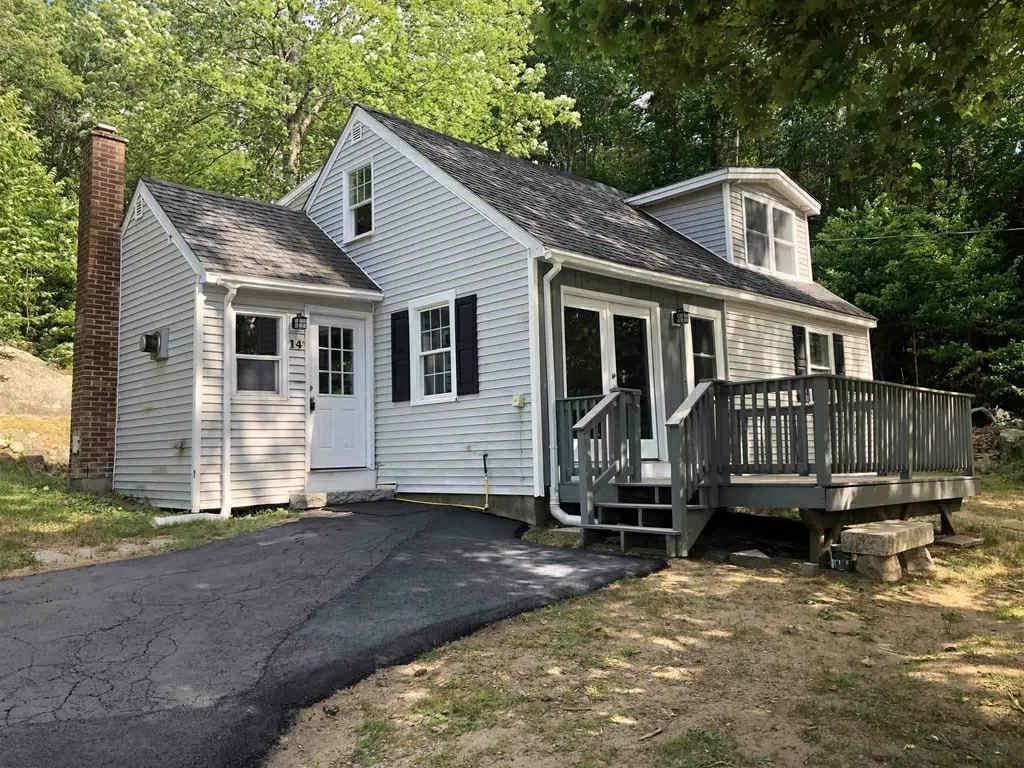 14 Concord Drive, Webster, NH 03303