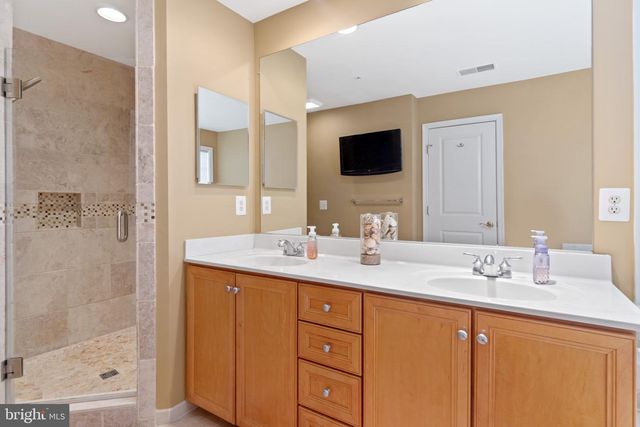 8803 MIRROR LAKE WAY, Laurel, MD 20723