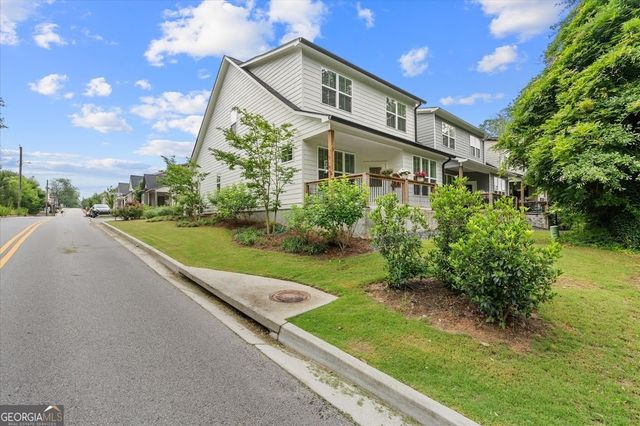 122 Town Walk Lane, Carrollton, GA 30117