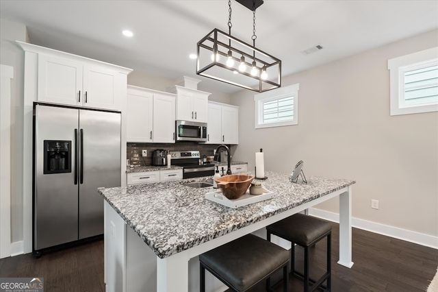 122 Town Walk Lane, Carrollton, GA 30117