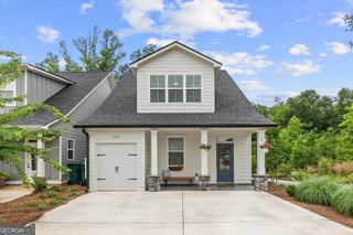 122 Town Walk Lane, Carrollton, GA 30117