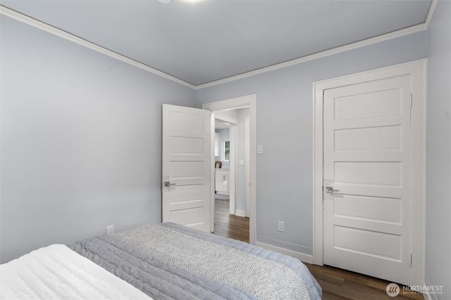 6058 6th Avenue NE, Seattle, WA 98115