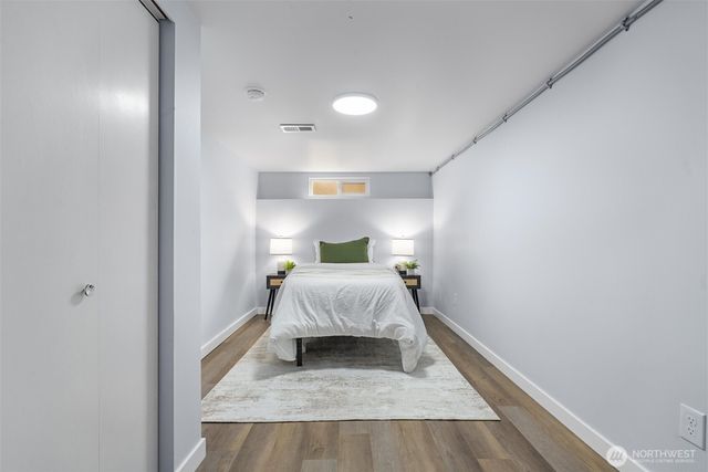 6058 6th Avenue NE, Seattle, WA 98115