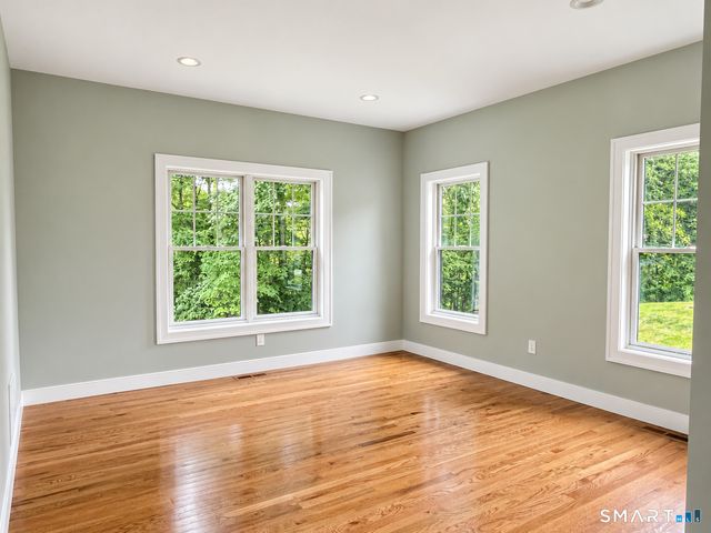 70 Apple Hill, Wethersfield, CT 06109