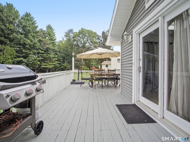 73 Weeping Willow Lane, Fairfield, CT 06825