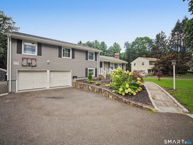 73 Weeping Willow Lane, Fairfield, CT 06825