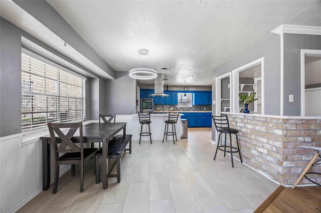 1003 Misty Lea Lane, Houston, TX 77090